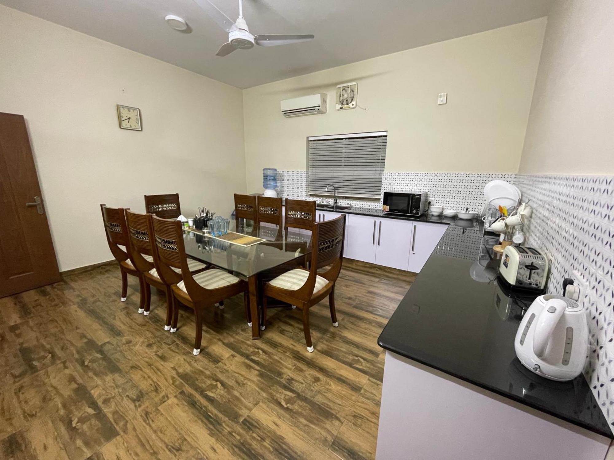 Alpha Guest House ラーワルピンディー エクステリア 写真