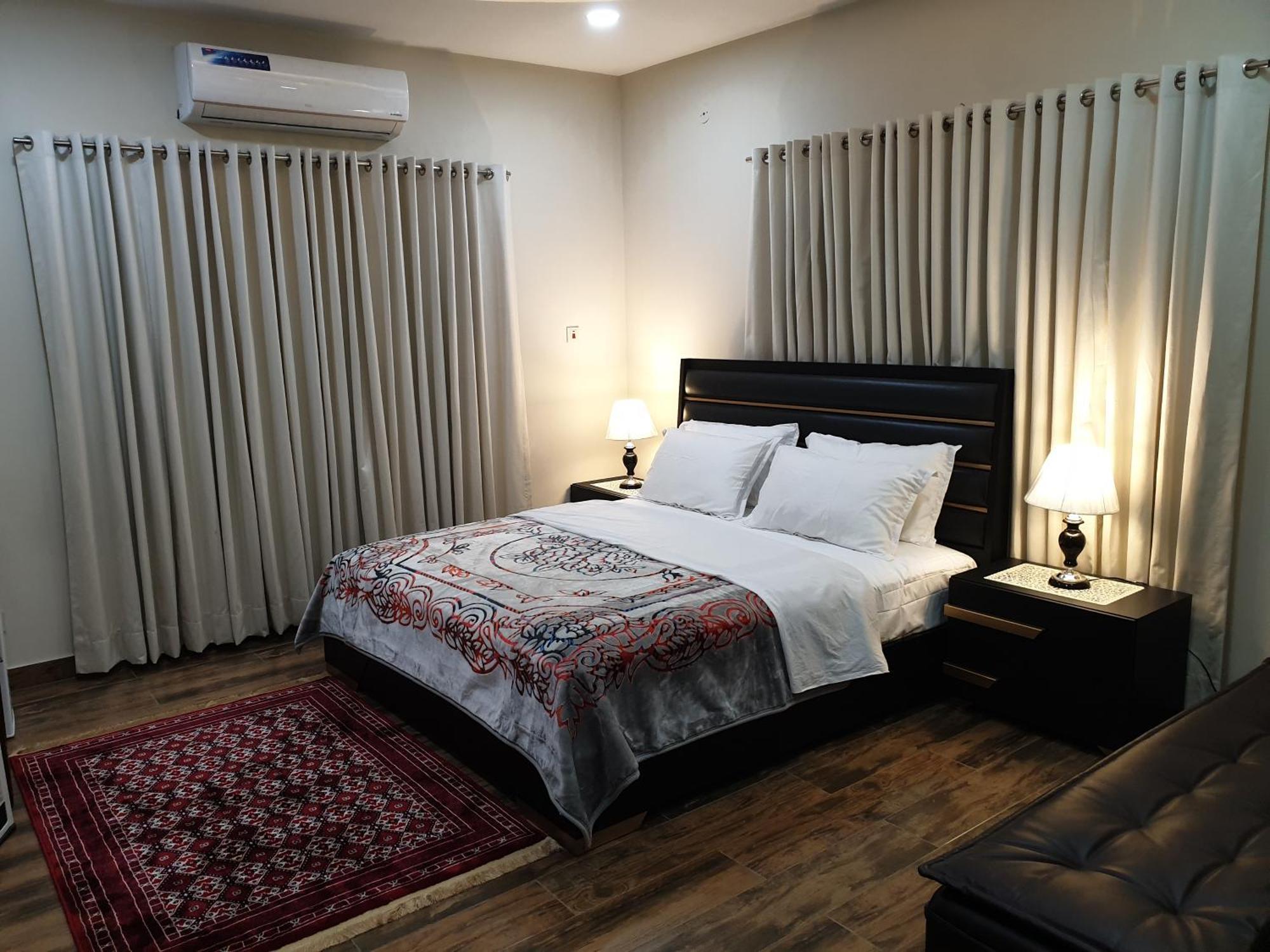 Alpha Guest House ラーワルピンディー エクステリア 写真